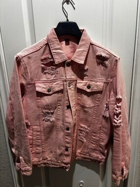Manifnity Salmon Button Up
